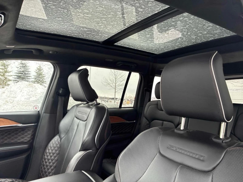 Jeep Grand cherokee Summit Reserve  CARFAX, снимка 10 - Автомобили и джипове - 53030672