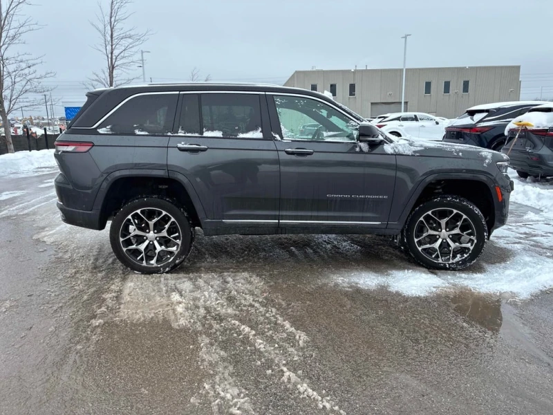 Jeep Grand cherokee Summit Reserve  CARFAX, снимка 3 - Автомобили и джипове - 53030672