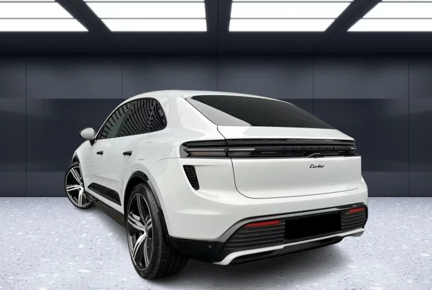 Porsche Macan Turbo = Sport Chrono = Гаранция - изображение 3