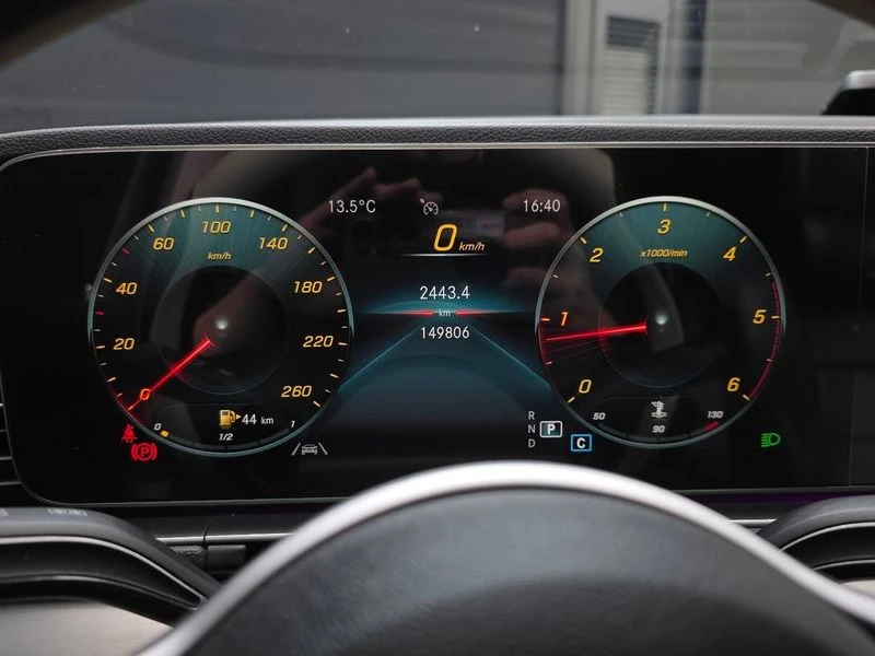Mercedes-Benz GLE GLE300d 4MATIC| 245к.с.| ВКЛ.ТЕХНОТЕСТ, снимка 8 - Автомобили и джипове - 55101333