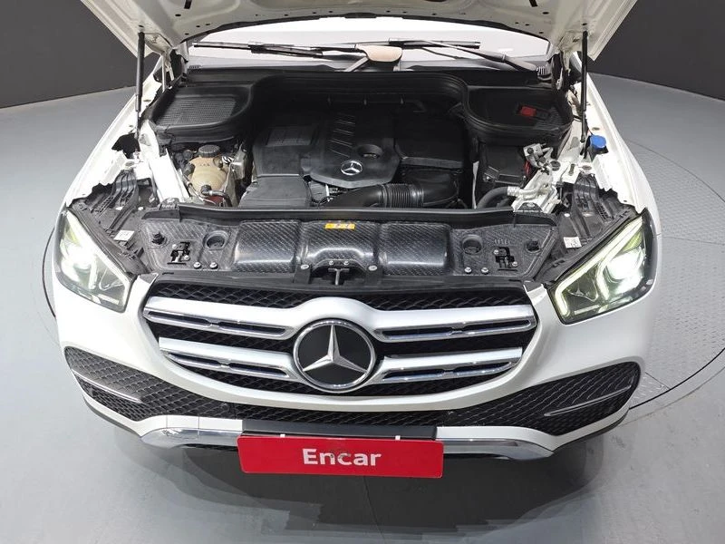 Mercedes-Benz GLE GLE300d 4MATIC| 245к.с.| ВКЛ.ТЕХНОТЕСТ, снимка 6 - Автомобили и джипове - 55101333
