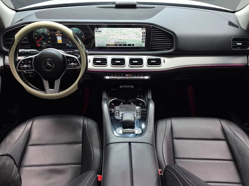 Mercedes-Benz GLE GLE300d 4MATIC| 245к.с.| ВКЛ.ТЕХНОТЕСТ, снимка 7 - Автомобили и джипове - 55101333