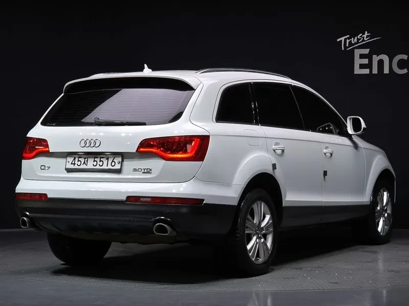 Audi Q7 3.0 TDI Quattro, снимка 2 - Автомобили и джипове - 55132436