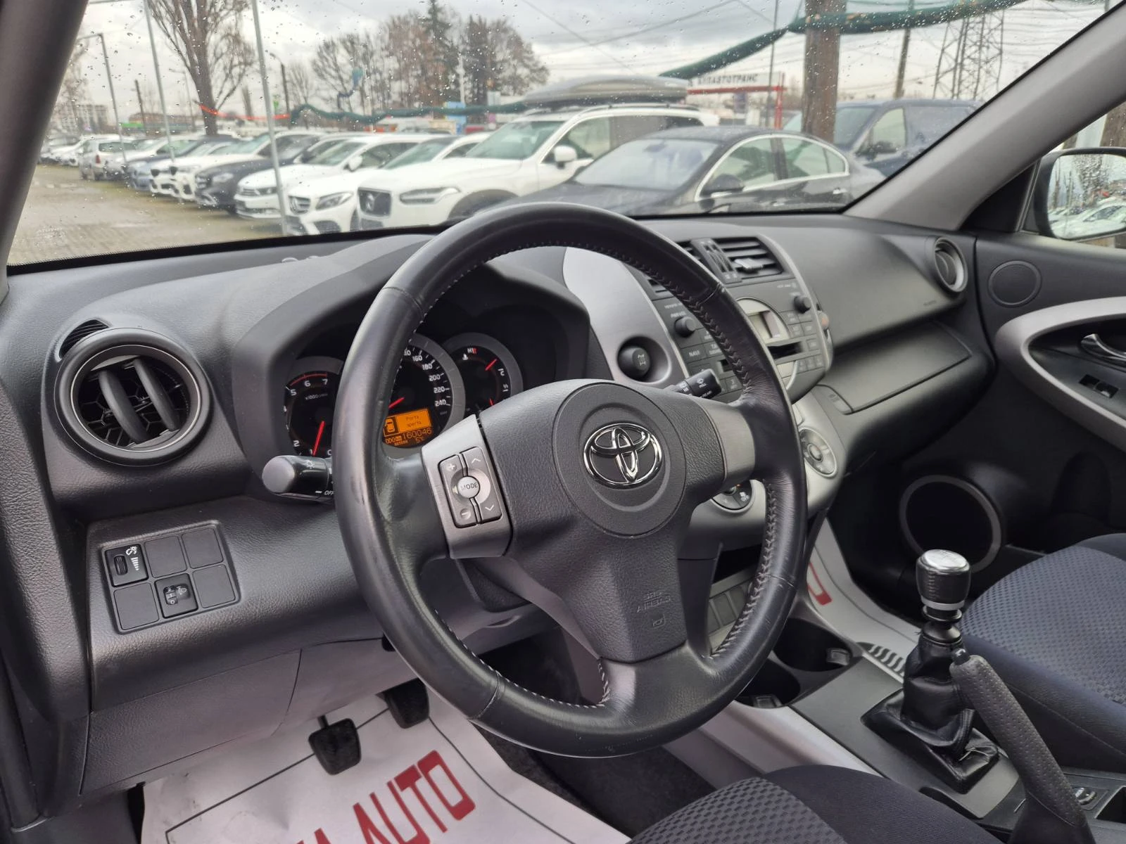 Toyota Rav4 2.2D4D-136кс-160.000км-SOL-СУПЕР СЪСТОЯНИЕ - изображение 8