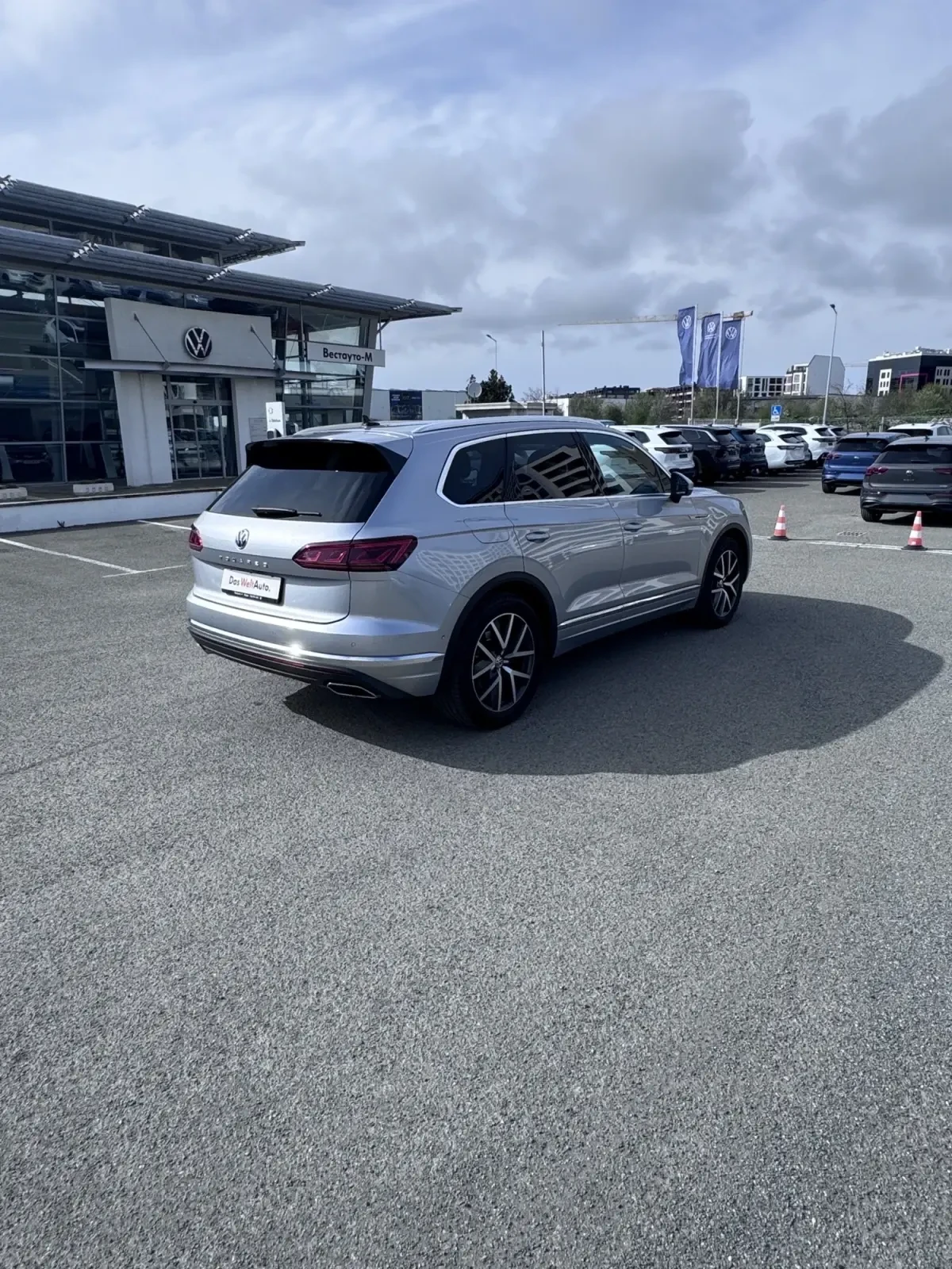 VW Touareg, снимка 3 - Автомобили и джипове - 54229630