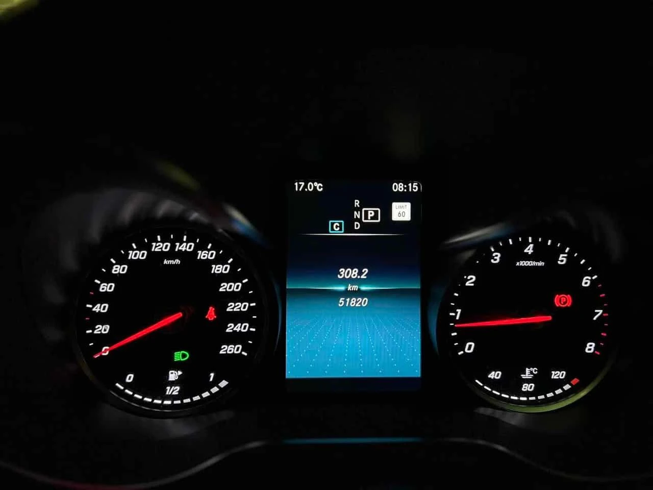 Mercedes-Benz GLC 300  CARFAX, снимка 8 - Автомобили и джипове - 54244069