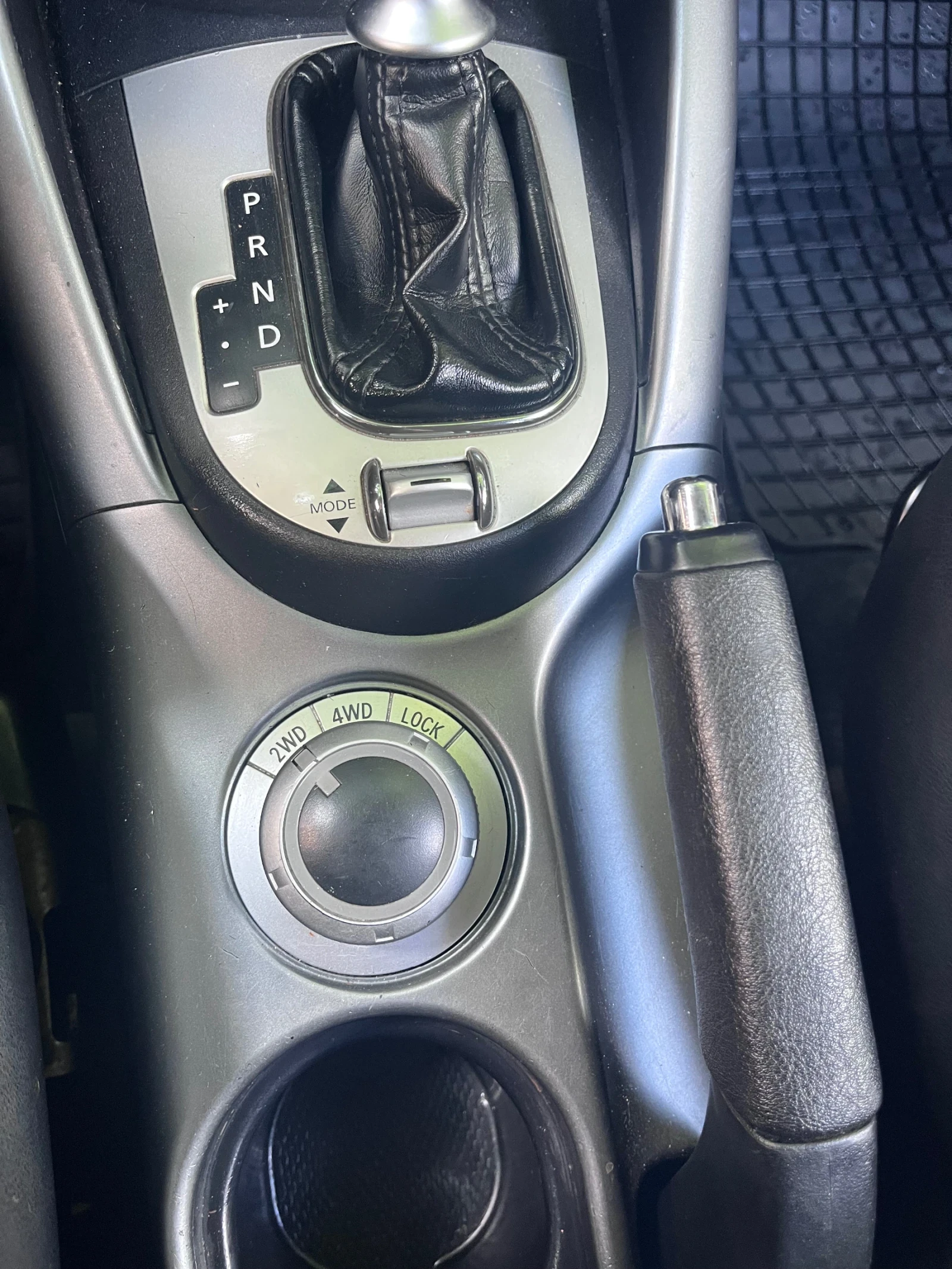 Citroen C-Crosser, снимка 4 - Автомобили и джипове - 54571315