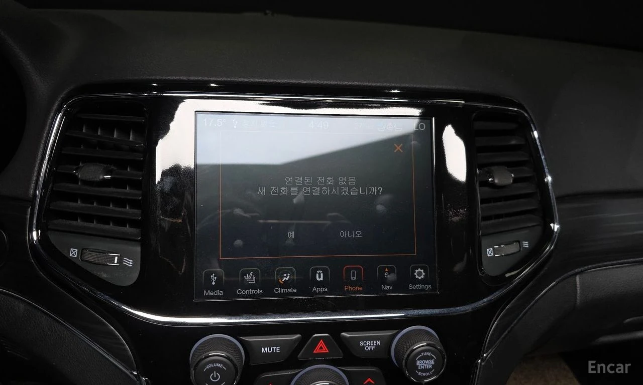 Jeep Grand cherokee 3.6* V6* 8ZF* ПОДГРЕВ* ОБДУХВАНЕ* КАМЕРА* КЕЙЛЕС* , снимка 10 - Автомобили и джипове - 54737189