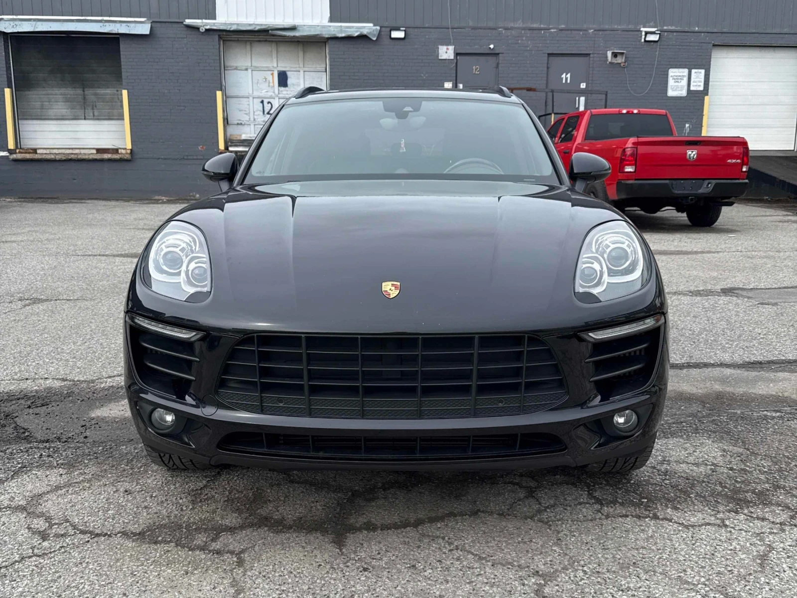 Porsche Macan S* BOSE * ПАНОРМА* НАЛИЧНА В СОФИЯ* , снимка 3 - Автомобили и джипове - 54895411