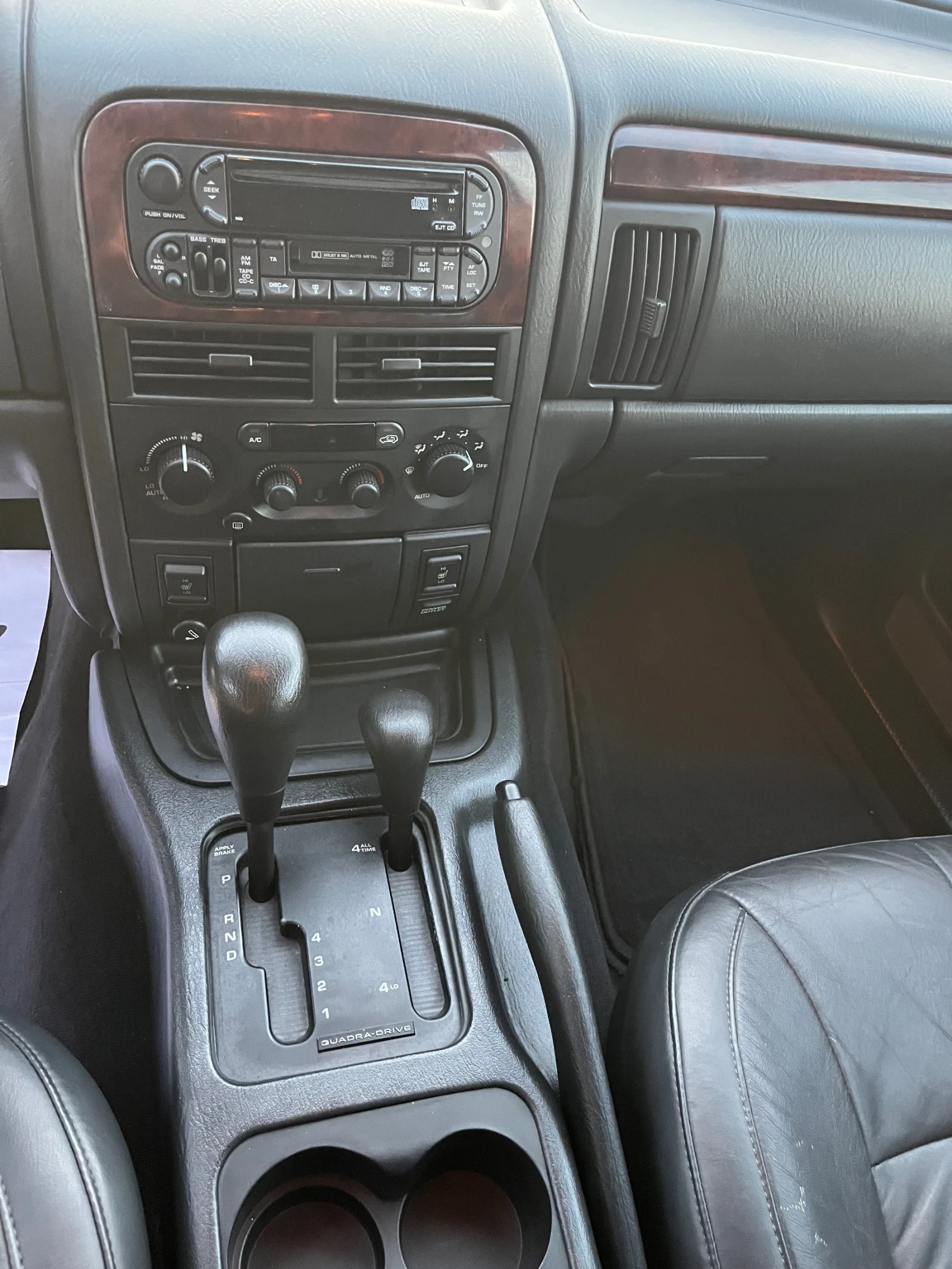 Jeep Grand cherokee 2.7GRDI-163-ITALIA, снимка 14 - Автомобили и джипове - 55621314