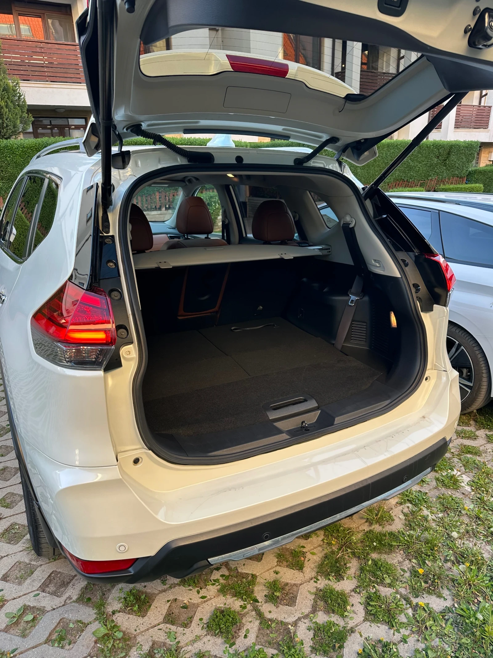 Nissan X-trail, снимка 6 - Автомобили и джипове - 55714968