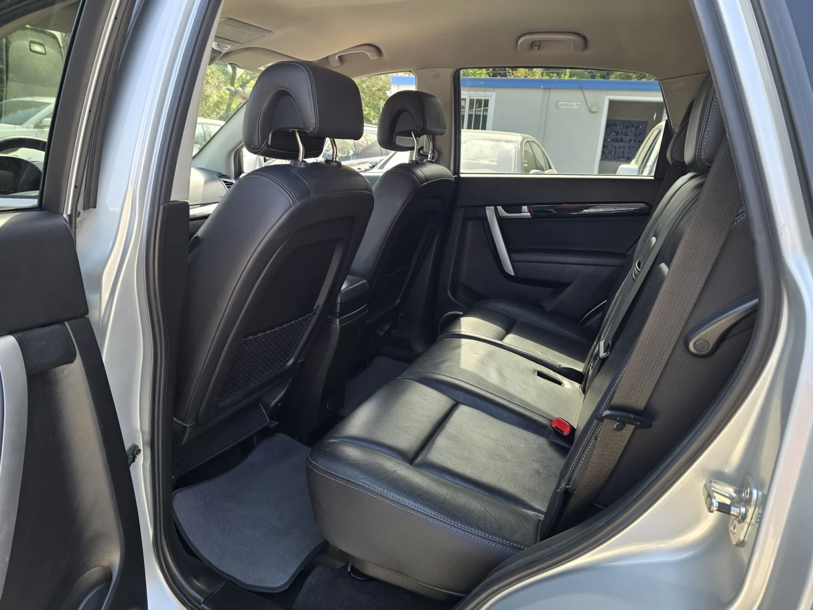 Chevrolet Captiva 2.2LTZ 184к.с Навигация Камера , снимка 11 - Автомобили и джипове - 55902129