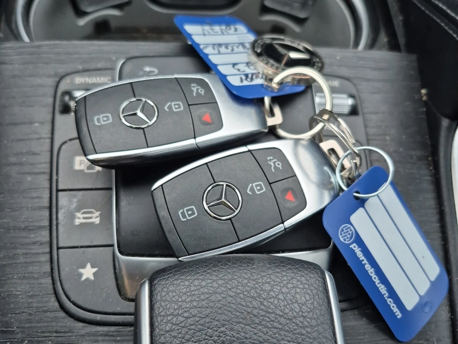 Mercedes-Benz GLE 350  CARFAX / DISTRONIK / 360 / PANORAMA / АВТОКРЕДИТ , снимка 8 - Автомобили и джипове - 55939813