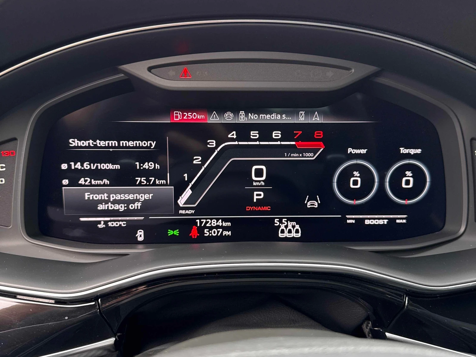 Audi RSQ8  performance / CARFAX / FULL, снимка 8 - Автомобили и джипове - 56071507