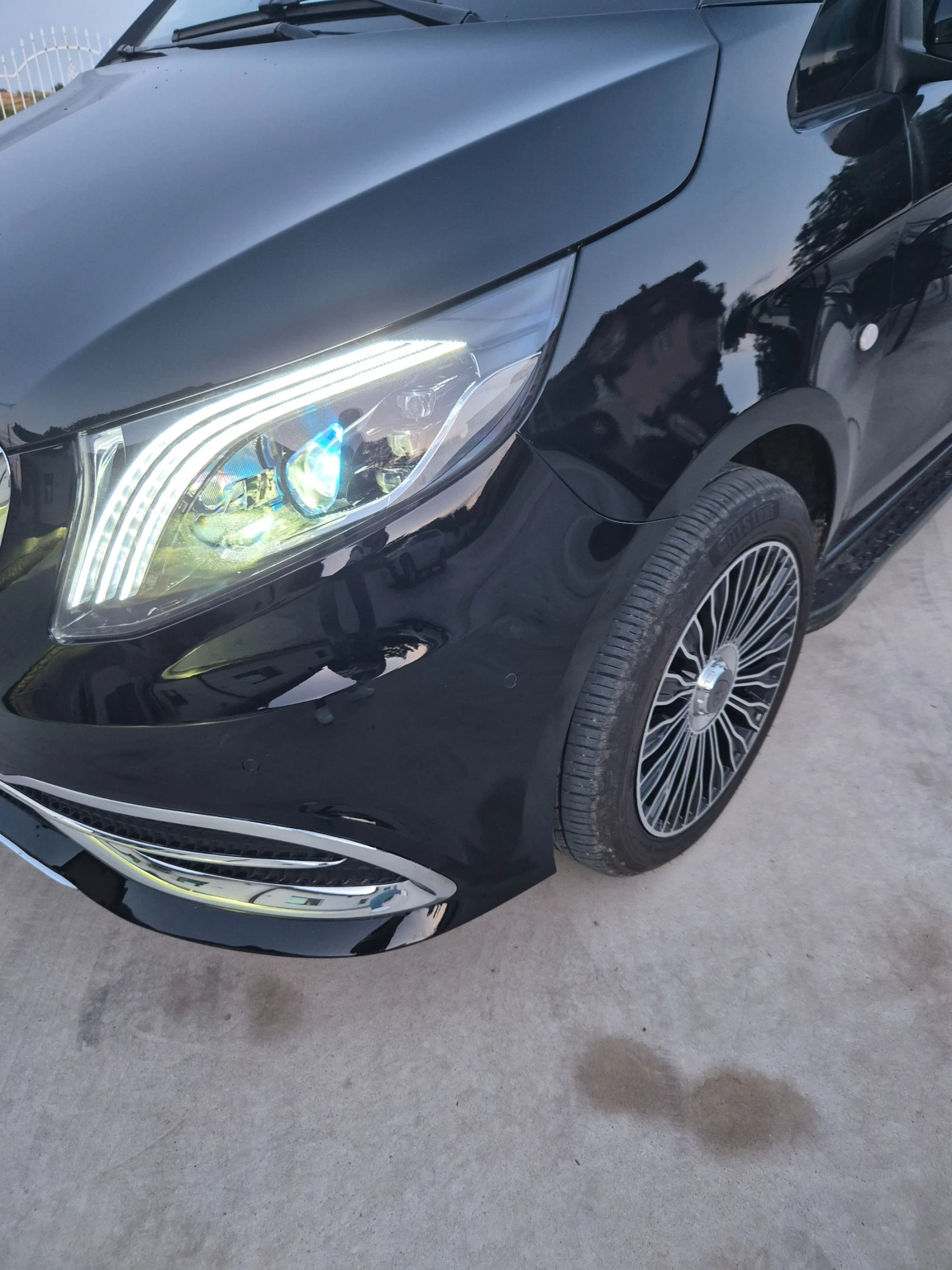 Mercedes-Benz V 220, снимка 9 - Бусове и автобуси - 55412805