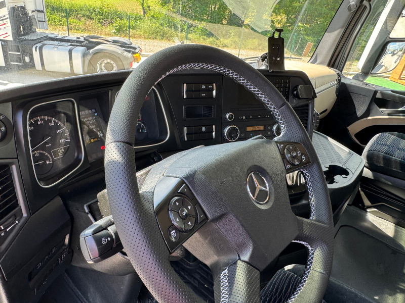 Mercedes-Benz Actros AMG OPTIK ЛИЗИНГ, снимка 15 - Камиони - 45948980