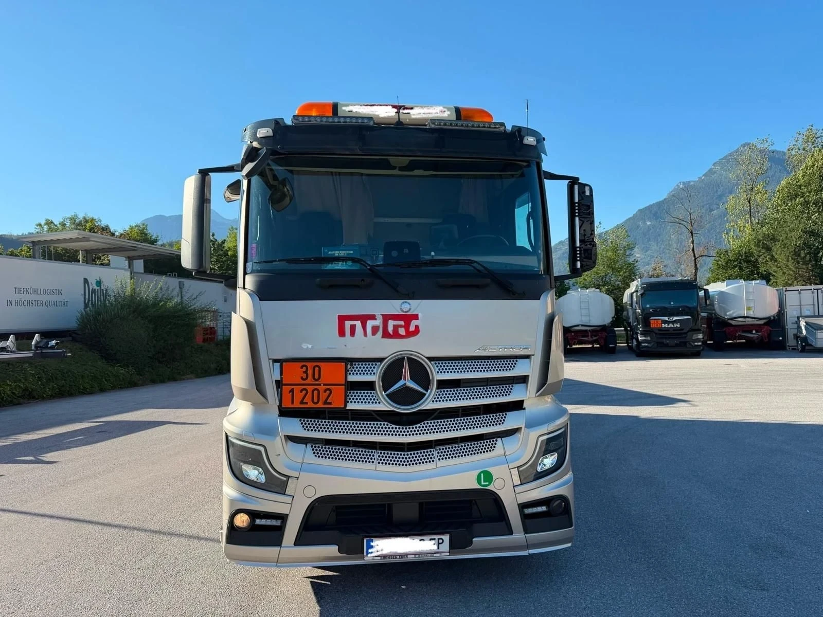 Mercedes-Benz Actros 480 EURO 6 ADR ДИЗЕЛ БЕНЗИН 3 КАМЕРИ 17 500 ЛТ, снимка 5 - Камиони - 55661722