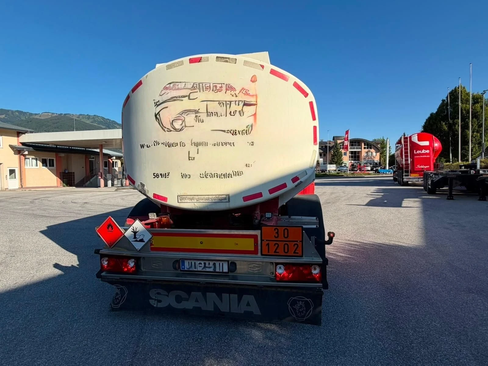Mercedes-Benz Actros 480 EURO 6 ADR ДИЗЕЛ БЕНЗИН 3 КАМЕРИ 17 500 ЛТ, снимка 7 - Камиони - 55661722