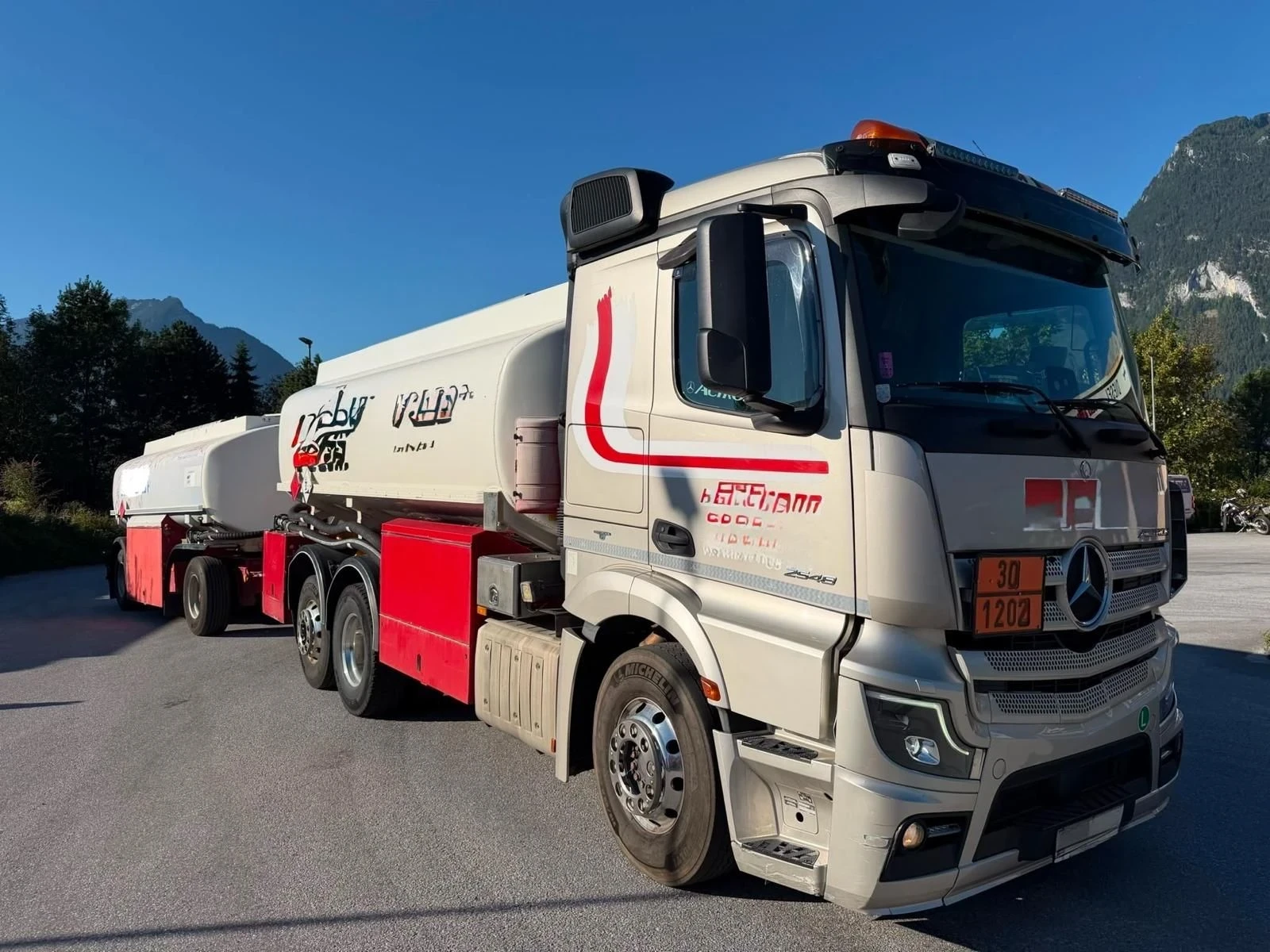 Mercedes-Benz Actros 480 EURO 6 ADR ДИЗЕЛ БЕНЗИН 3 КАМЕРИ 17 500 ЛТ
