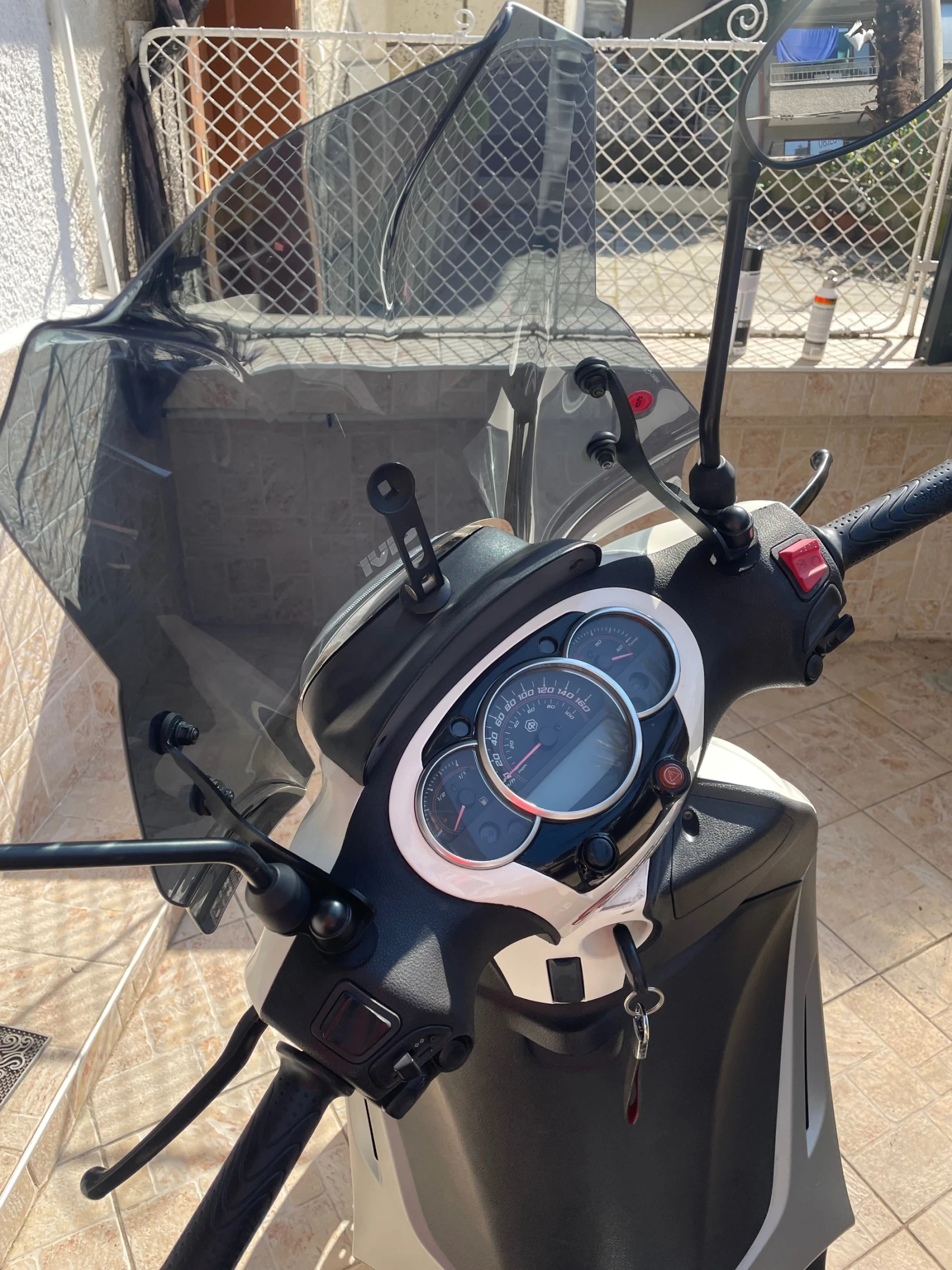 Piaggio Beverly SportTouring 350, снимка 8 - Мотоциклети и мототехника - 54101093