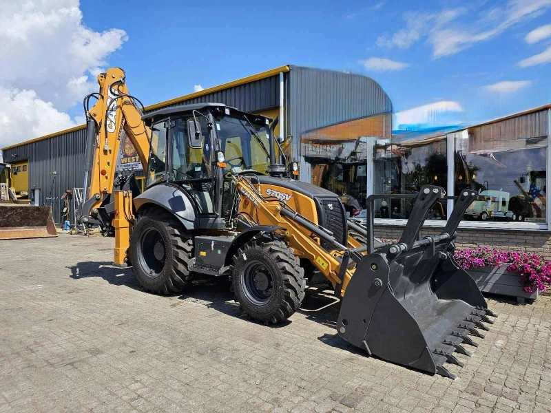 Багер Case 570 SV, снимка 6 - Индустриална техника - 51691229