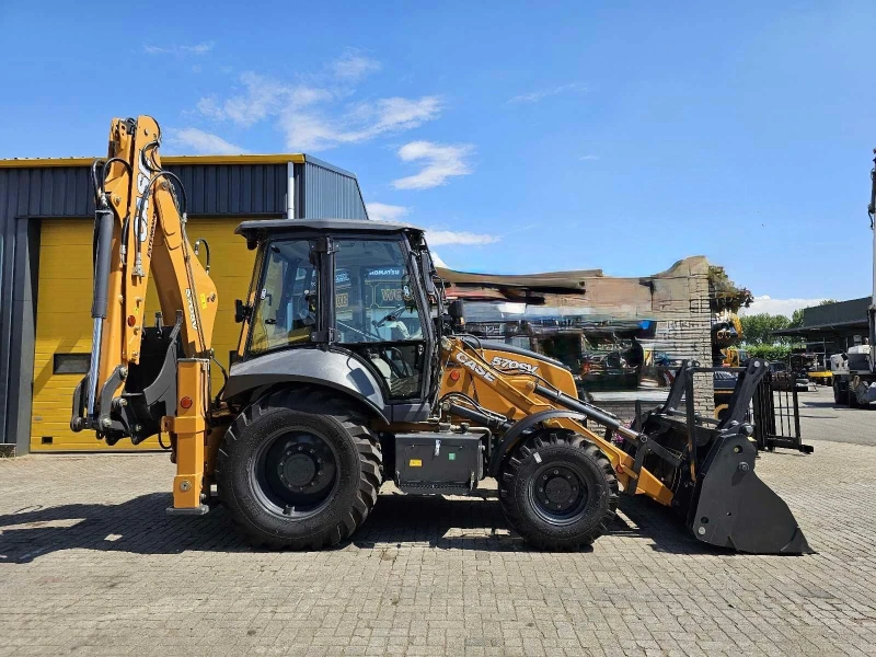 Багер Case 570 SV, снимка 4 - Индустриална техника - 51691229