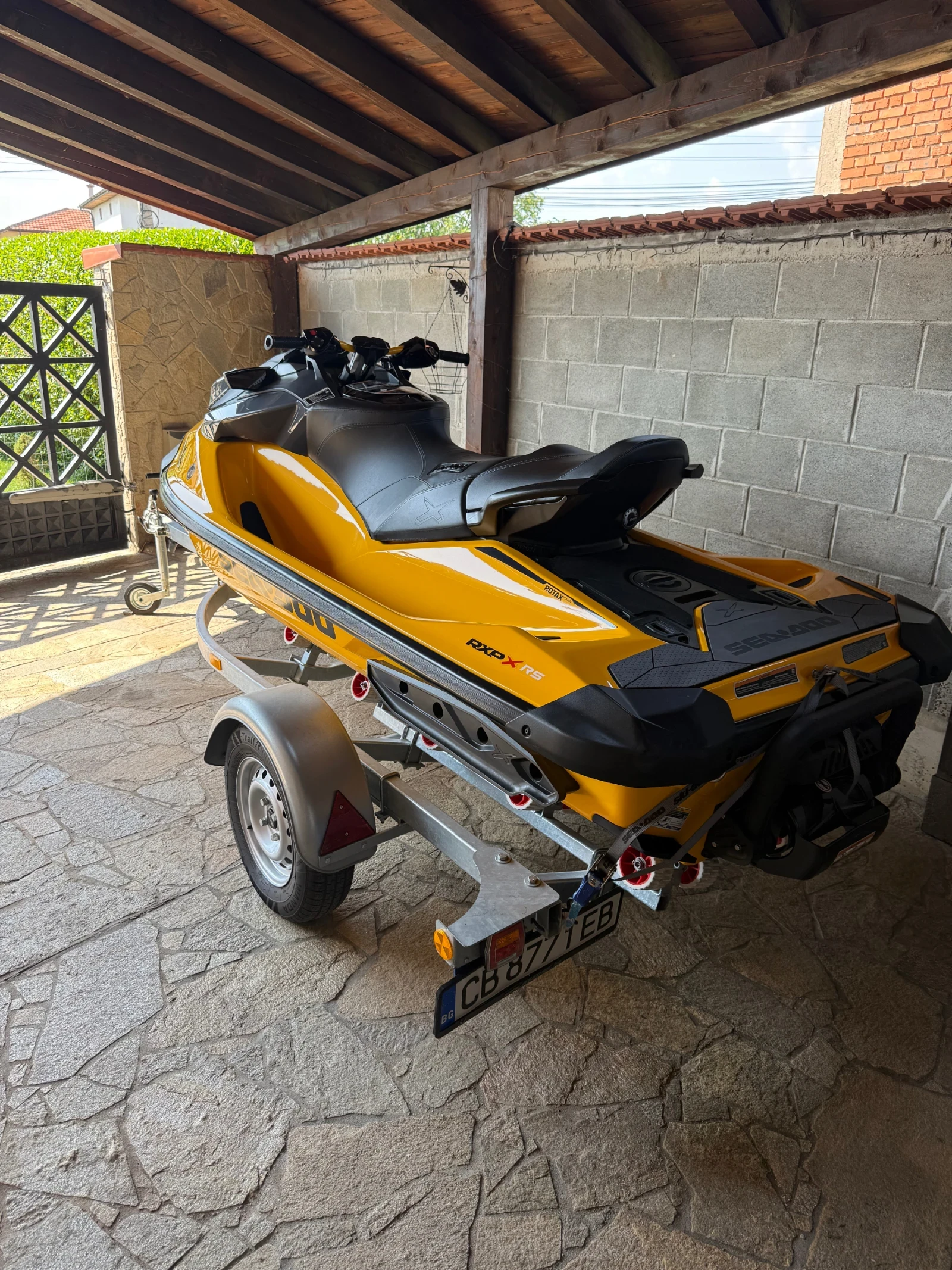 Джет Bombardier Sea Doo RXP 300, снимка 2 - Воден транспорт - 55798426