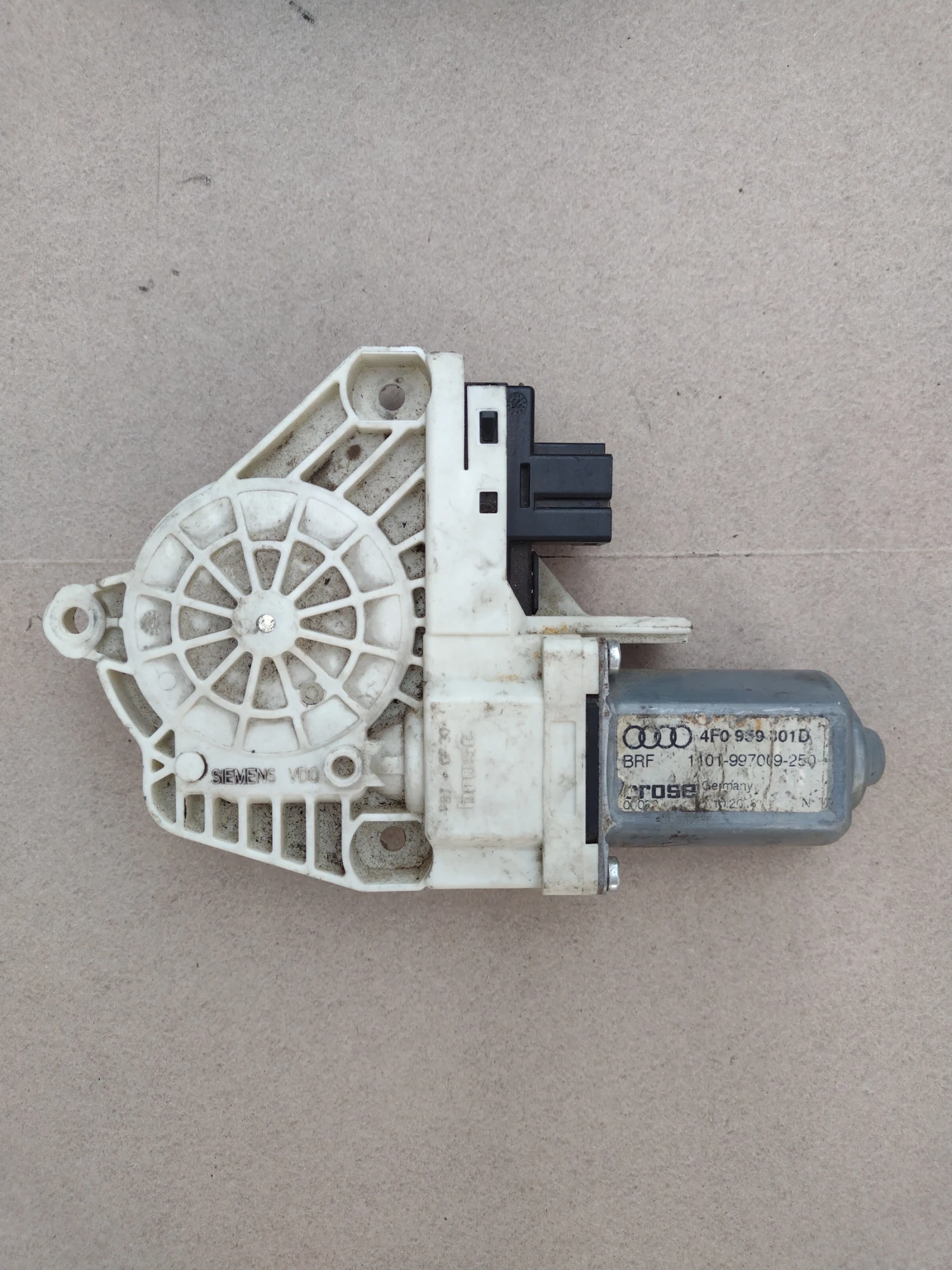 4F0959301D  �������  �������������� �� ������ ���� ����� AUDI A6 4F  0536010002 | Mobile.bg � ����������� 1