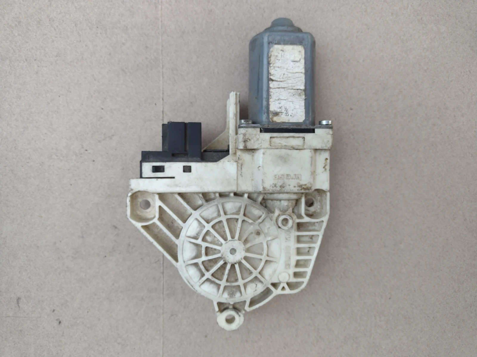 4F0959301D  �������  �������������� �� ������ ���� ����� AUDI A6 4F  0536010002 | Mobile.bg � ����������� 4