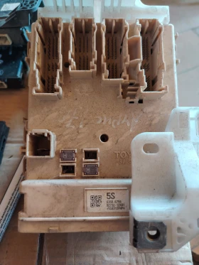 ����� �� �������� �� 6358-6756 ������� ����� �� ������ 82730-12�81