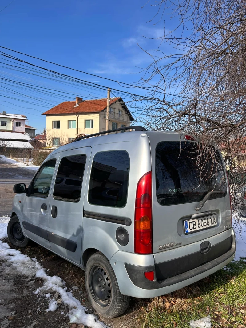 Renault Kangoo 1.5dci, снимка 3 - Автомобили и джипове - 49526044