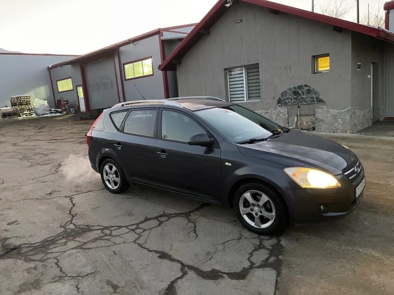 Kia Ceed, снимка 2 - Автомобили и джипове - 48732020