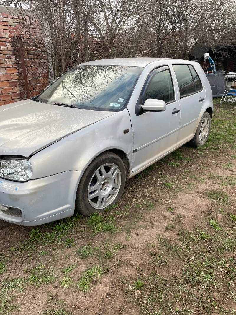 VW Golf 1.6 бензин на части, снимка 3 - Автомобили и джипове - 49473841