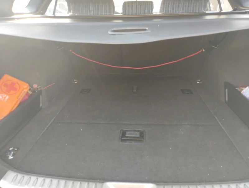 Hyundai I40, снимка 8 - Автомобили и джипове - 51818198