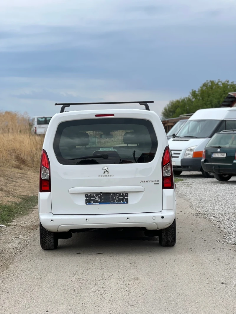 Peugeot Partner 1.6eHDI FACELIFT, снимка 8 - Автомобили и джипове - 52871976