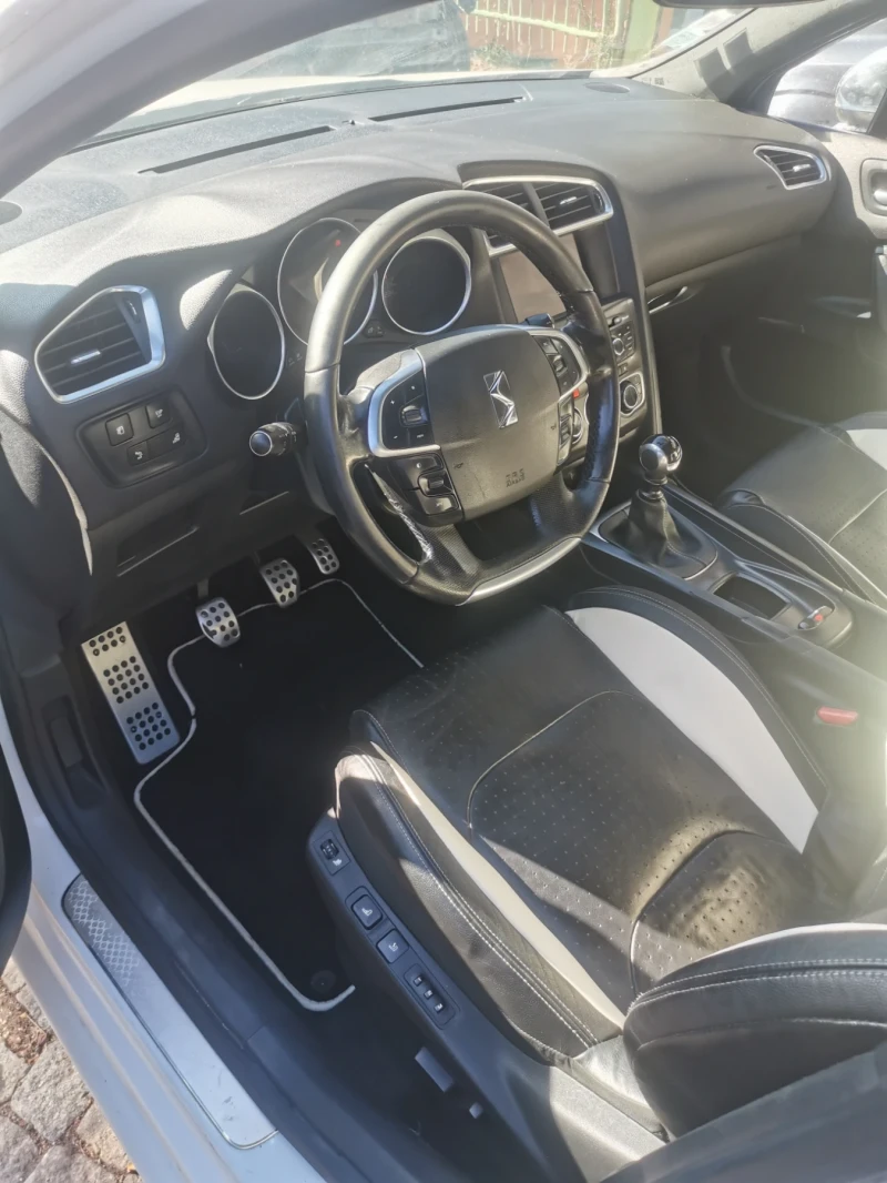 Citroen DS4 2.0HDI 163 NAVI, снимка 8 - Автомобили и джипове - 52122492