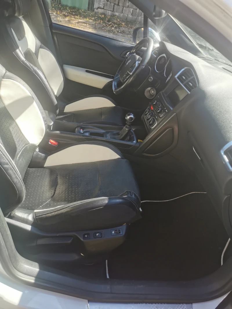 Citroen DS4 2.0HDI 163 NAVI, снимка 15 - Автомобили и джипове - 52122492