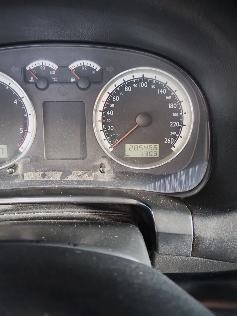 VW Golf, снимка 4 - Автомобили и джипове - 53003946