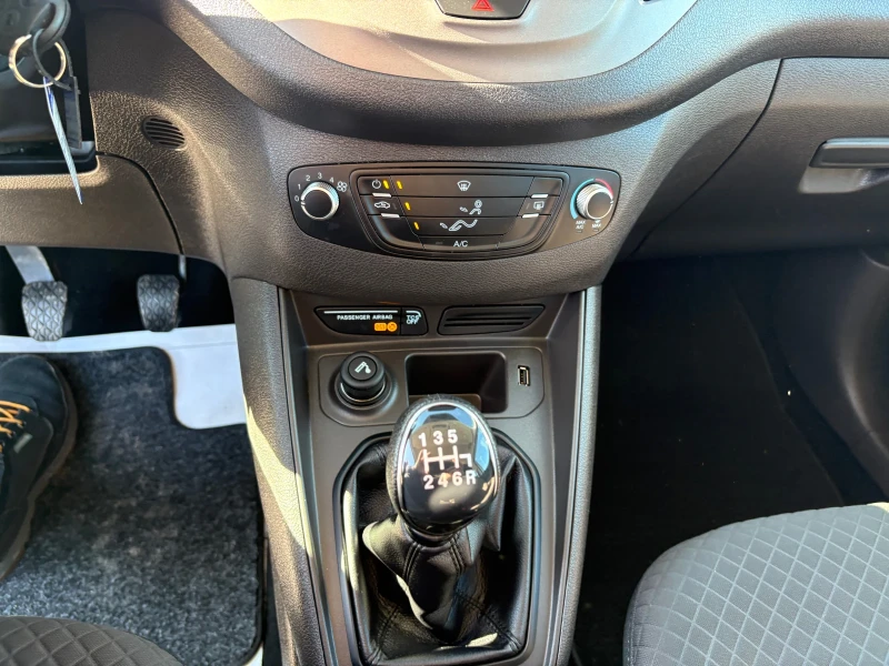 Ford Courier 1.5tdci-Клима-3бр., снимка 16 - Автомобили и джипове - 53266605