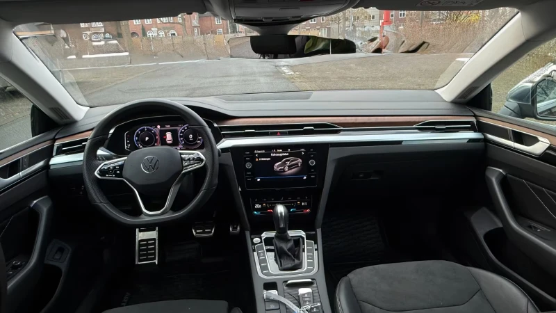 VW Arteon ELEGANCE/190HP/MASSAGE/CAM/AHK/ACC/LED/124h, снимка 7 - Автомобили и джипове - 53357395