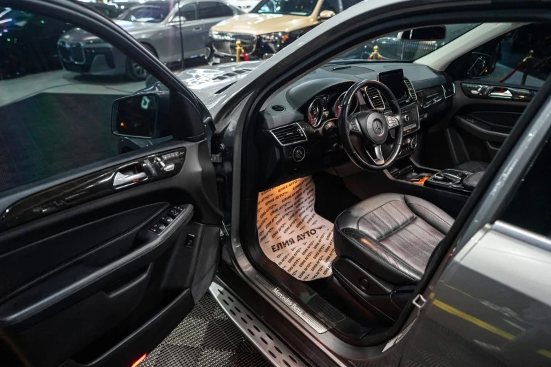 Mercedes-Benz GLS 450 4MATIC FULL AMG LINE 7-МЕСТЕН NAVI ЛИЗИНГ 100%, снимка 11 - Автомобили и джипове - 53434724