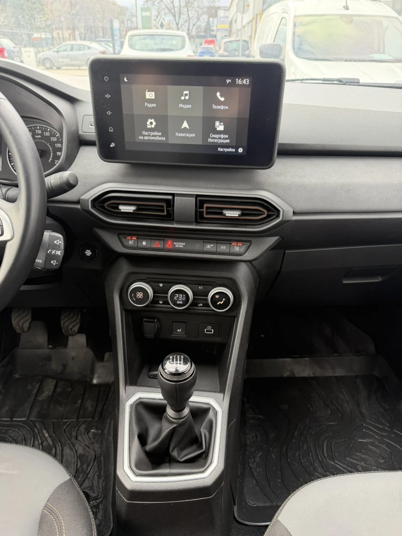 Dacia Sandero 1.0TCe/91к.с /Газ/Бензин/Extreme, снимка 13 - Автомобили и джипове - 53468851