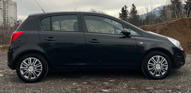 Opel Corsa 1.2 Фейс/Euro5a/ Klimatronik, снимка 5 - Автомобили и джипове - 53480763