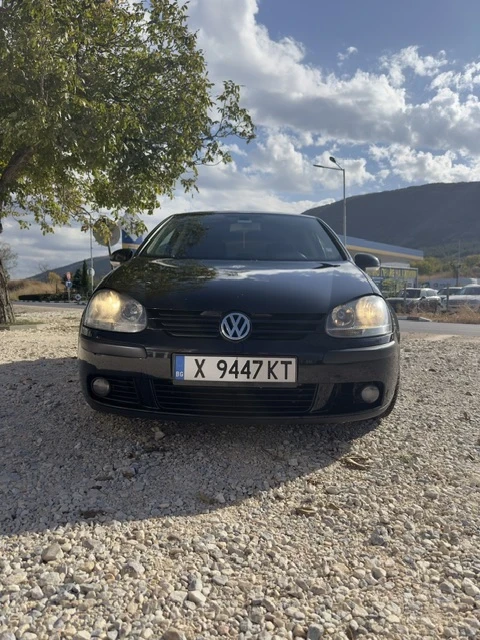 VW Golf, снимка 4 - Автомобили и джипове - 48270314