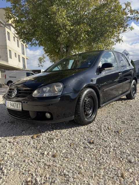 VW Golf, снимка 2 - Автомобили и джипове - 48270314