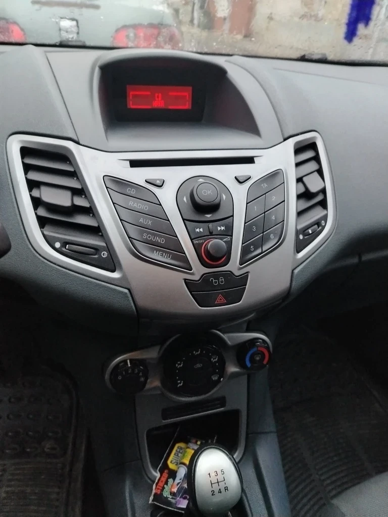 Ford Fiesta  - изображение 8
