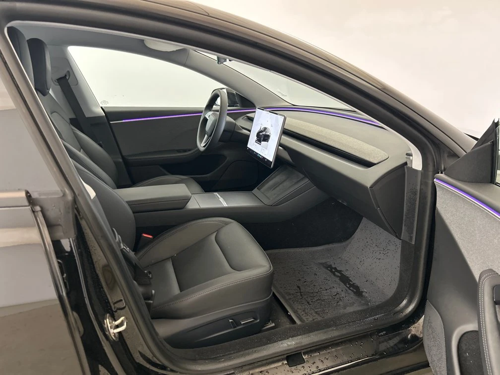 Tesla Model 3 2024 Highland Standart Range LFP батерия - изображение 8