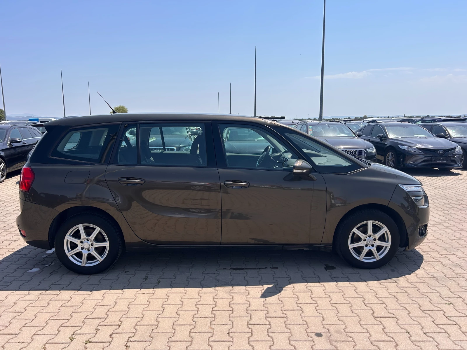 Citroen Grand C4 Picasso 1.6HDI NAVI EURO 5 - изображение 5