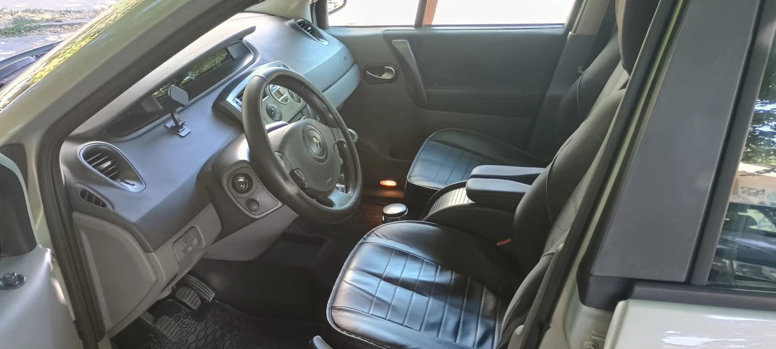 Renault Scenic  - изображение 7