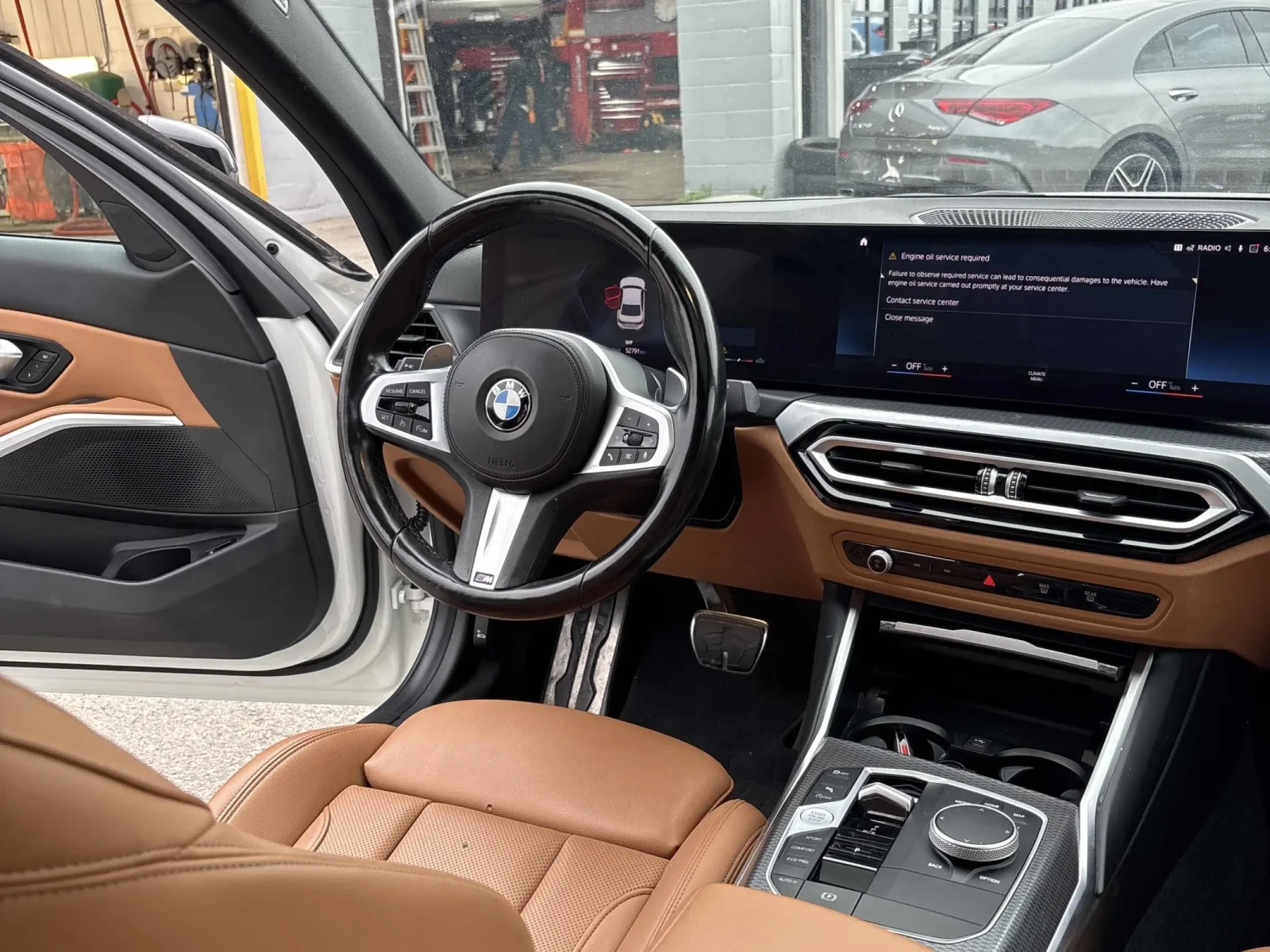 BMW 330 xDrive* CARFAX*  - изображение 8